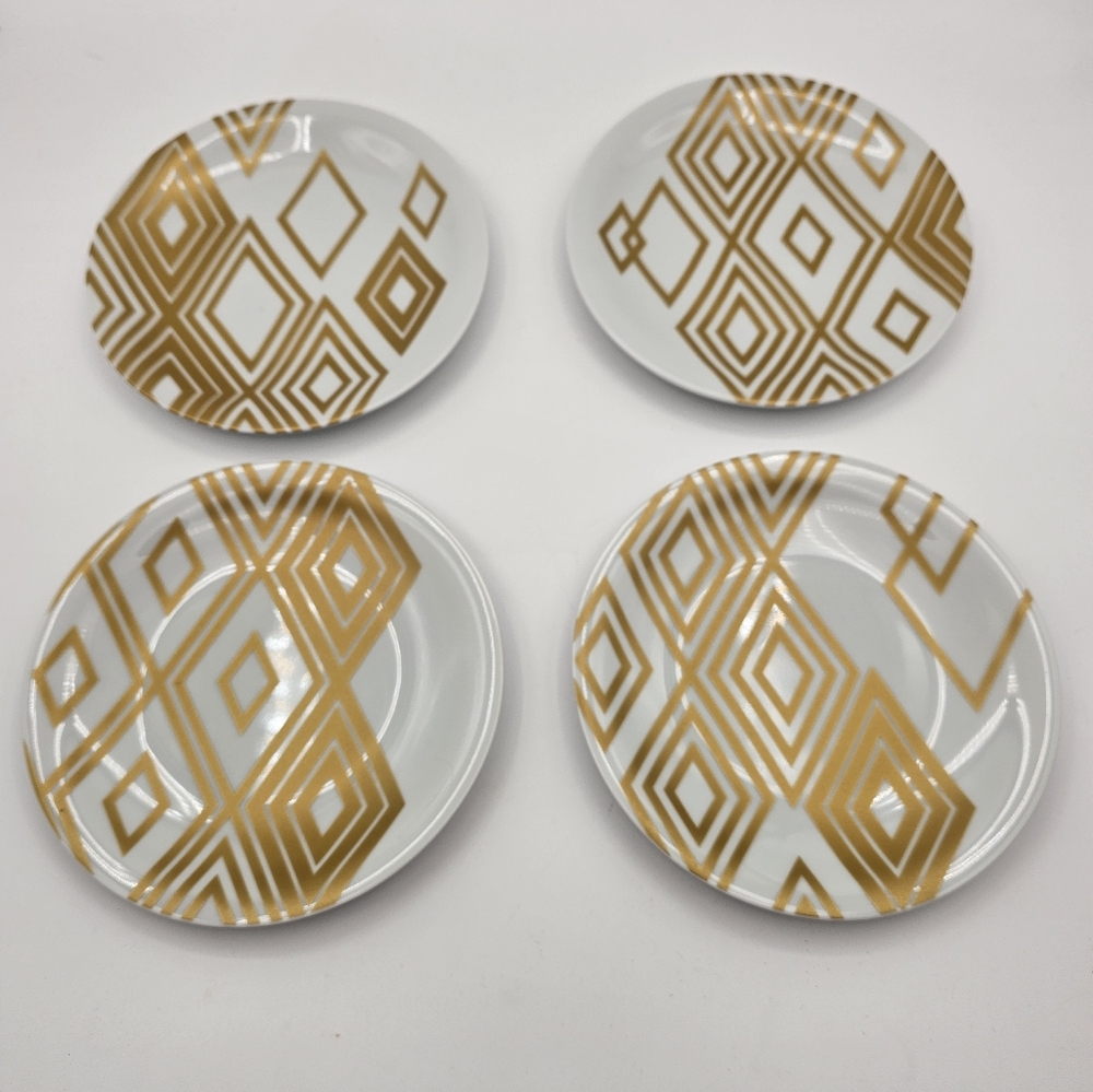 STARBUCKS Rosanna Dessert Plates Gold Diamond Pattern 2013. Pre-owned